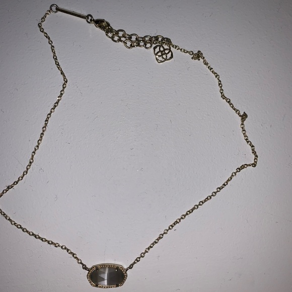 Kendra Scott Necklace - Picture 1 of 1